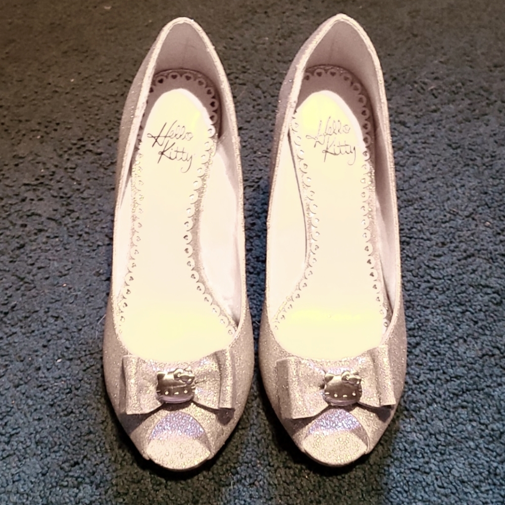 Hello Kitty limited edition peeptoed heels